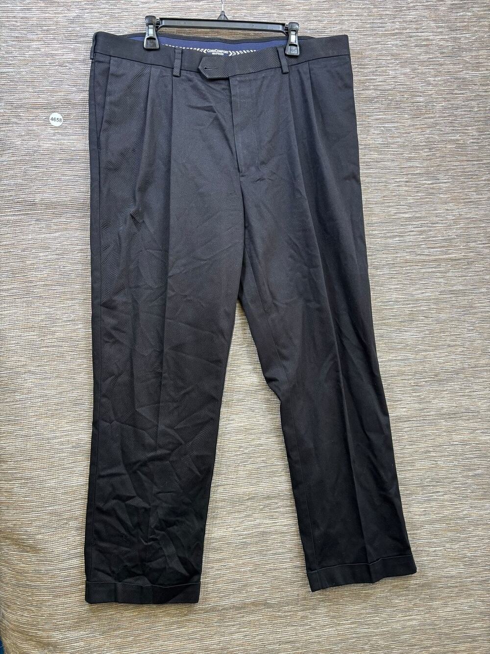 Roundtree & Yorke Dress Pants Mens 40x32 Black TravelSMART Core Comfort Pleated
